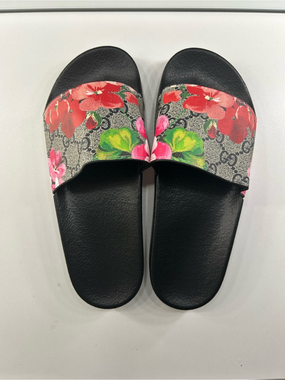Gucci GG Blooms Supreme Floral Slides